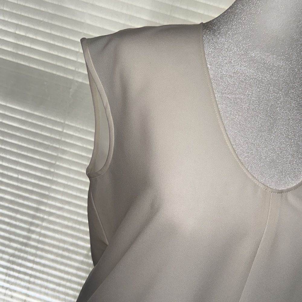 J. Crew 4 Ivory Scoop Neck Sheer Sleeveless Blouse Shell - Picture 6 of 12